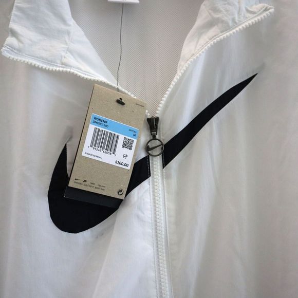 Nike DM6181 100 Women Sz M White Oversized Sportswear Essential Woven Jacket $10 - Picture 7 of 10